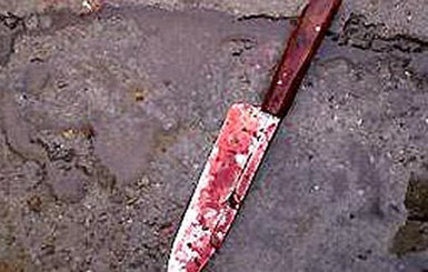 В Полтаве ранее судимый с ножом набросился на прохожих