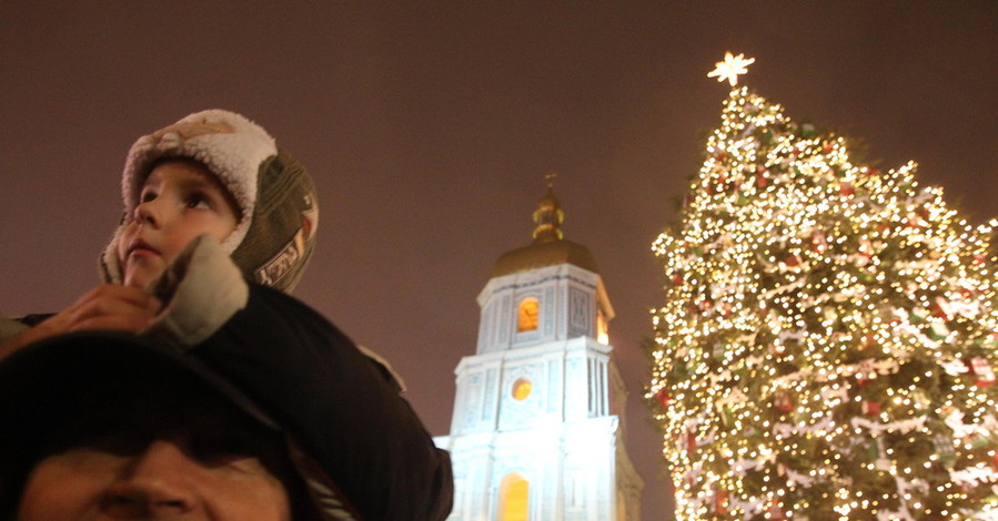 Старый Новый год на Софийской площади отпразднуют концертом и щедривками