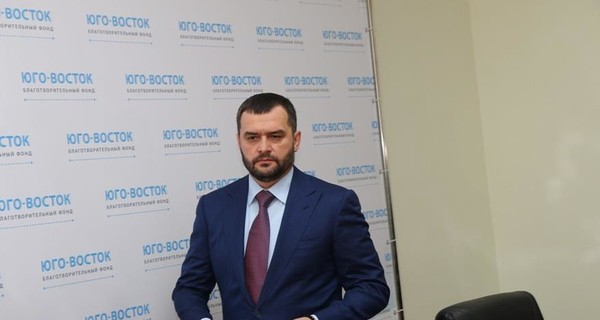 Экс-глава МВД Захарченко получил российский паспорт