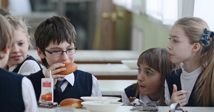 Что думают киевляне и их дети об отмене бесплатных обедов в школах