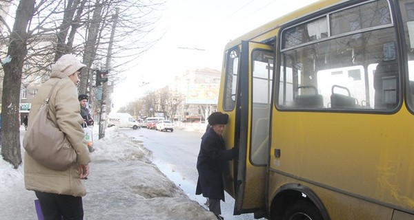 В Киеве городская власть может отказаться от общественного транспорта