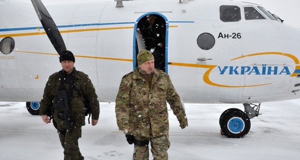 Соцсети: Турчинова обстреляли, аэропорт Донецка полностью разрушен