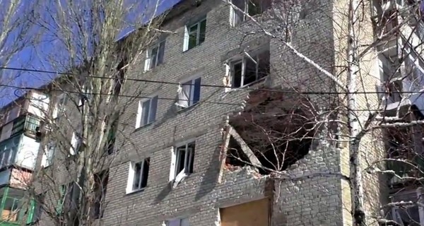 Ночью обстрел Донецка не прекращался, есть погибшие