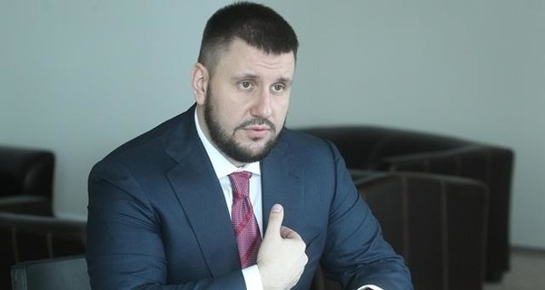 Печерский суд удовлетворил иск экс-главы Миндоходов Клименко к главе ГФС Билоусу