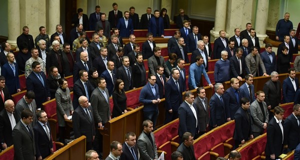 Эксперт: последние законы не помогут решать конфликт в Донбассе