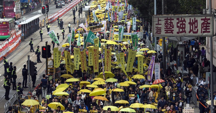 В Гонконге возобновились протесты, активисты требуют выборов