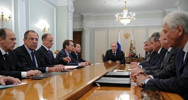 Путин созвал Совет безопасности по ситуации в Украине