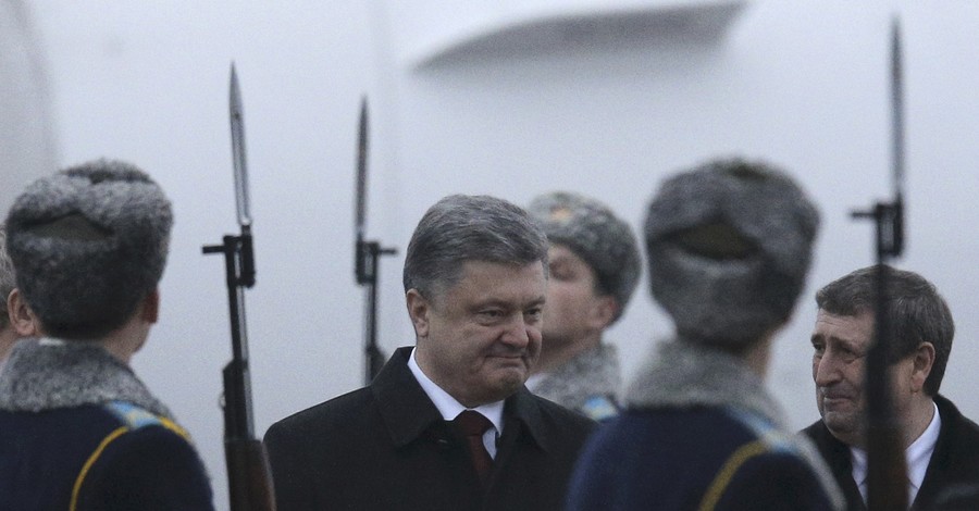 Порошенко, Меркель, Олланд и Путин прилетели в Минск