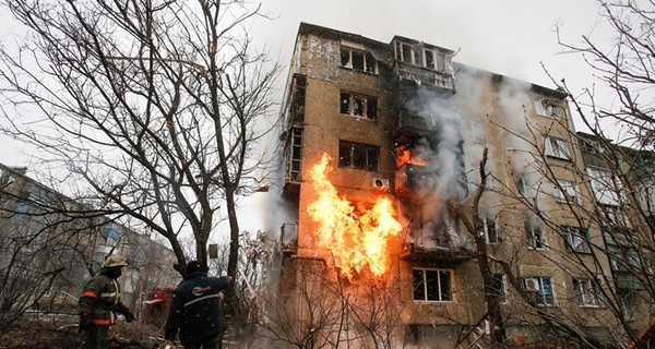 В Донецке обстреляли больницу, есть жертвы