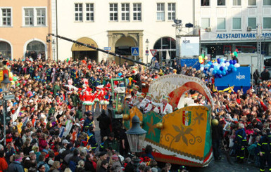 В Германии отменили крупнейшее карнавальное шествие