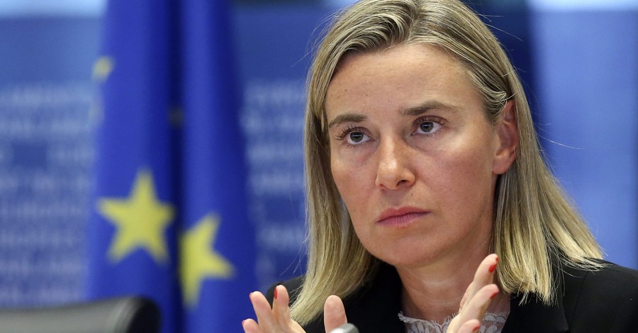 ЕС готов принять меры, если бои в Дебальцево продлятся