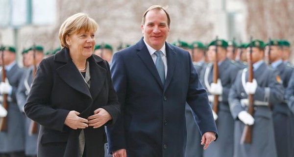Меркель и Левен заявили о готовности к новым санкциям против России
