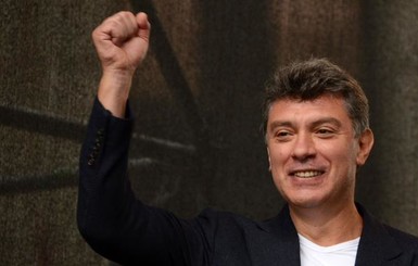 Порошенко наградил убитого в России Бориса Немцова Орденом Свободы