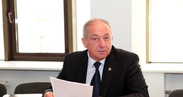 Донецкий губернатор пообещал отправить на фронт мэров городов