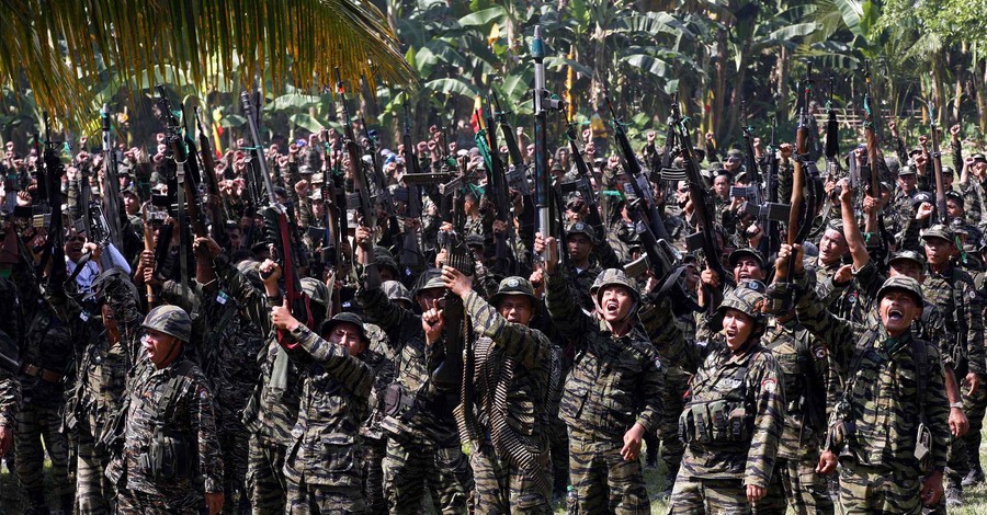 На Филиппинах в ходе столкновений полиции с исламистами погибли 60 человек