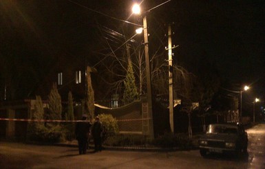 Тело Александра Пеклушенко забрали из дома, где прогремел выстрел