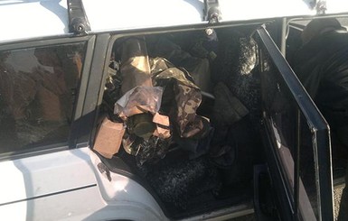 Под  Днепропетровском пьяный военный пытался провезти гранаты и гранатометы