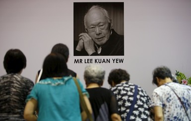 В Сингапуре объявили недельный траур по создателю экономического чуда Ли Куан Ю