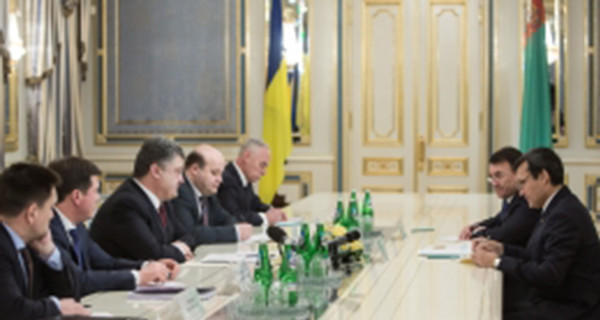 Порошенко: Украина готова и заинтересована в возобновлении поставок туркменского газа