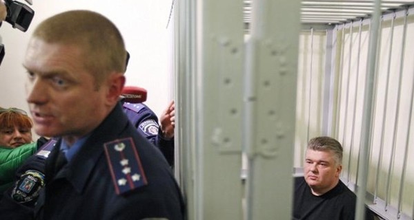 Адвокат: на экс-главу ГСЧС Бочковского завели четыре новых дела