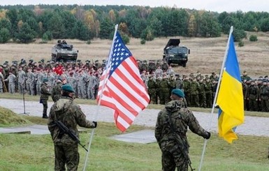 Аваков: в апреле на Львовщине высадится американский десант 