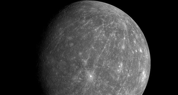 50 оттенков черного: Ученые выяснили, почему Меркурий такой темный