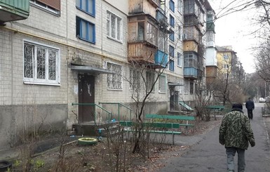 Подробности двойного убийства в Киеве: обнаружить трупы помогла кошка