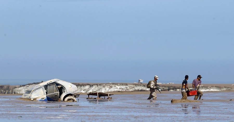Наводнение в Чили погубило 23 человека, тысячи пострадали