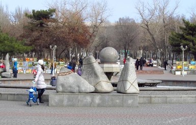 Первым в Запорожье заработает фонтан на площади Маяковского