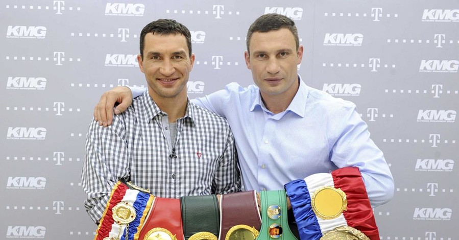 Виталий Кличко продал билеты на бой брата за 26 тысяч долларов