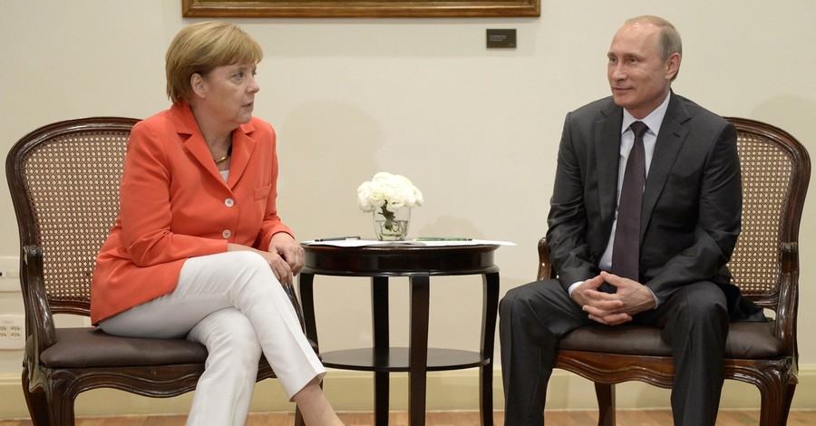 Меркель отметит День Победы в Москве