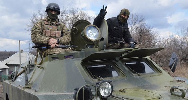 На Луганщине военные подорвались на фугасе, двое погибших