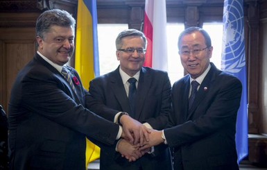 Порошенко в Польше призвал ООН ввести миротворцев в Донбасс