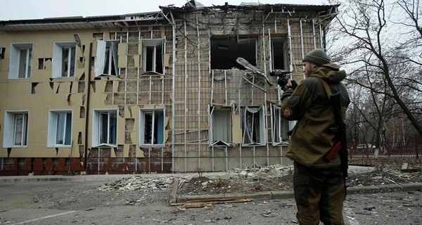 Станицу Луганскую обстреливали всю ночь
