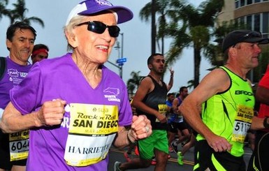 92-летняя американка пробежала марафон и установила рекорд