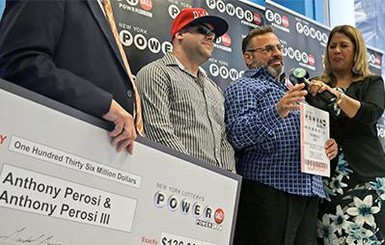 Американский сантехник выиграл в лотерею 136 миллионов долларов