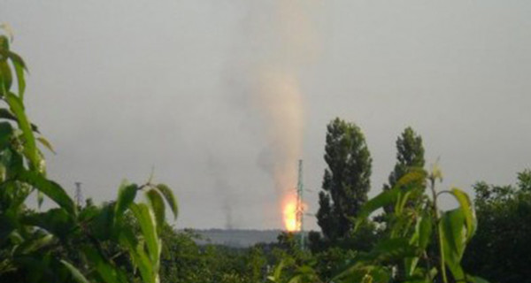 Под Донецком горит газопровод