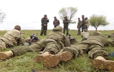 В Украине подготовили лучшую снайперскую роту АТО