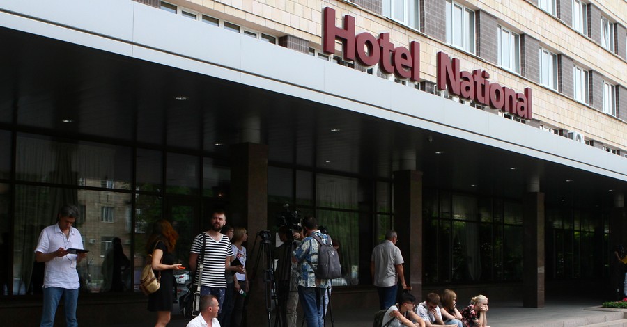 В Харькове милиция обыскала гостиницу Кернеса