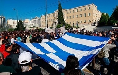 Жительница Греции: после референдума банки будут давать по 20 евро в день