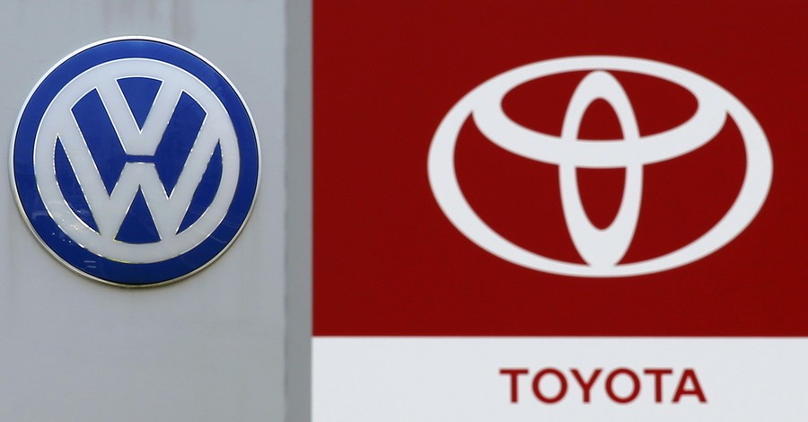 Фольксваген отобрал у Тойоты звание крупнейшего автопроизводителя