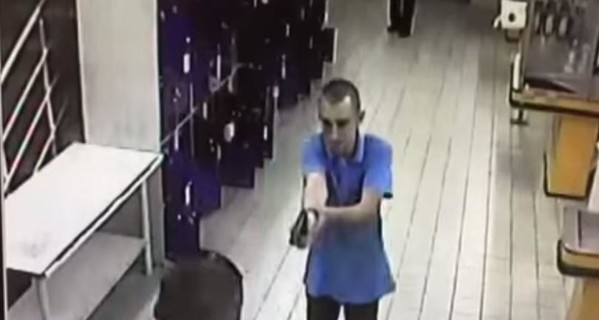 Появилось видео убийства в харьковском супермаркете