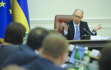Яценюк заявил о выходе Украины из базы розыска стран СНГ