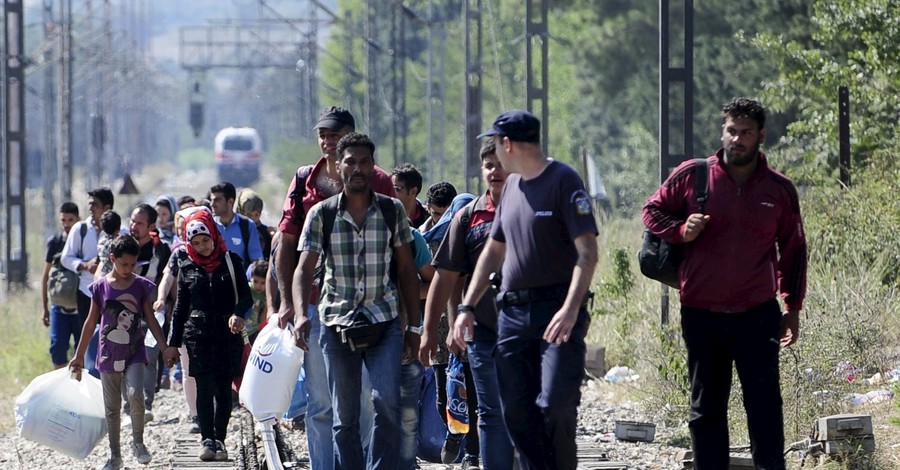 На Европу надвигается лавина беженцев