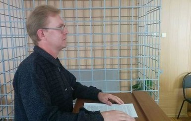 В России обыскали дом учителя, написавшего стихотворение про Украину