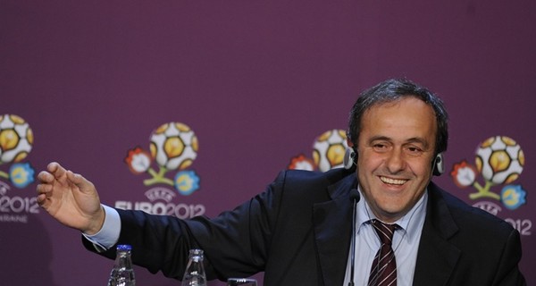 Платини заявил, что покинет пост президента УЕФА