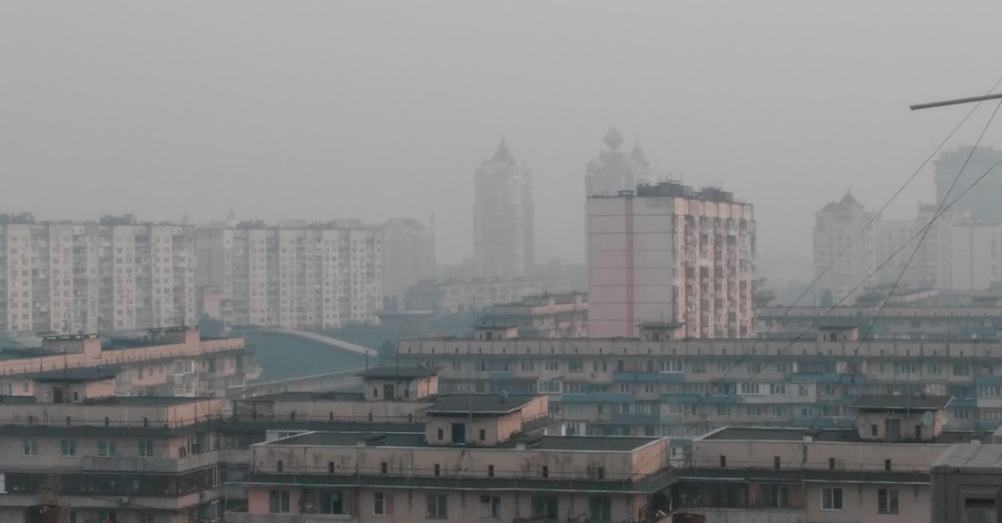 Из-за смога в Киев запретили въезд фурам