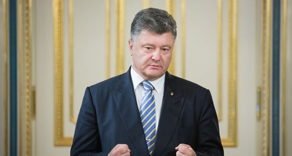 Порошенко: Украине не дали оружие из-за коррупции