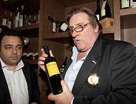 Депардье приехал в Москву торговать вином 