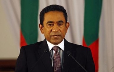 На Мальдивах взорвался катер с президентом страны и его женой